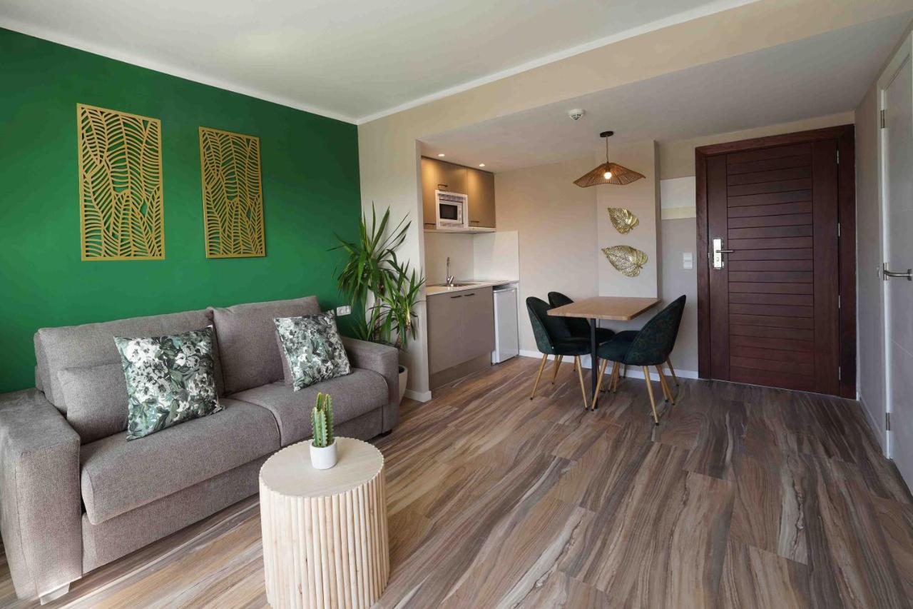 Apartamentos Ferrera Beach Кала де Ор Экстерьер фото